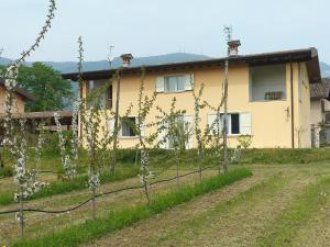 CASCINA LEGNAGO trilocale a 6 chilometri da SALO