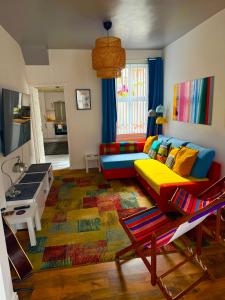 Titanic Shadow Entire house 5 mins from City Centre