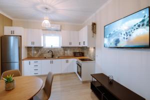 Esperides Luxury Suites 1