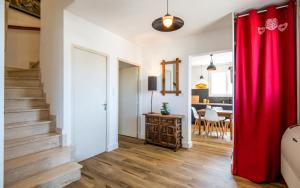 Maisons de vacances La Casa Lucas - Clim, Wifi, Lits XL, Jardin & Lac : photos des chambres