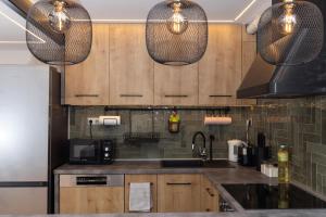Central 2 Bedroom Apartment!