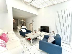 Villa Bauloise 5 pièces, 8 couchages, proche marché, plage, jardin, parking, BBQ - FR-1-245-131