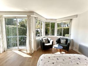 Villa Bauloise 5 pièces, 8 couchages, proche marché, plage, jardin, parking, BBQ - FR-1-245-131