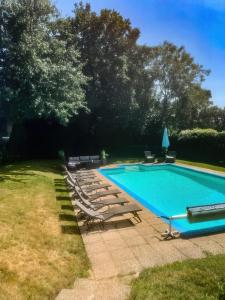 Maisons de vacances Two Cottages in Beautiful Brittany 5 Bedrooms Sleeps 10 Pets Welcome Heated Swimming Pool Free Wifi : photos des chambres