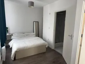 Comfy Studio Flat - Friern Barnet