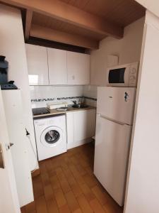 Studio Mezzanine avec Vue magnifique sur le Canigou à Cap Coudalère - proche du Marché de Noël - Aire de jeux denfants, Parking