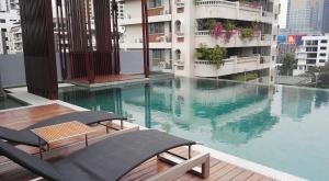 4Pax MRT BTS Asoke, Terminal21