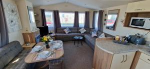 HolidayLet 24 Bude Newperran Holiday Park