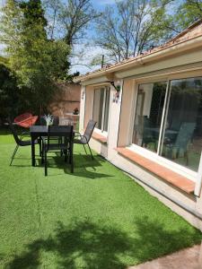 Maisons de vacances Le Garlaban 2 : photos des chambres