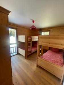 Chalets Chalet ChampBenoit : photos des chambres