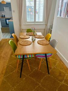 Bloom19 Traditional Belfast Entire House 10 mins from City Centre