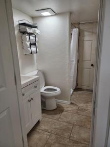 Full House or Studio Suite with Breath Taking Views in Old Bisbee