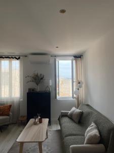 Superbe appartement vue mer vieux port saint Victor