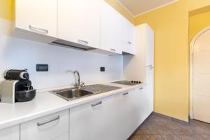 Hostdomus - Sunflower Suite