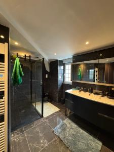 Chambre privée avec salle de bain