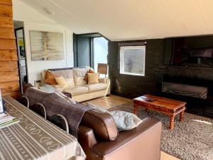 Woodpecker Lodge, Pet Friendly, Hoburne Passes included