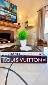 Luxurious 3-Bedroom Retreat in Ajijic - San Antonio- Walk to Everything