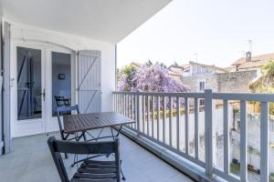 Duplex Neuf Hyper Centre Idéal Curistes - 4-star hotels in Dax