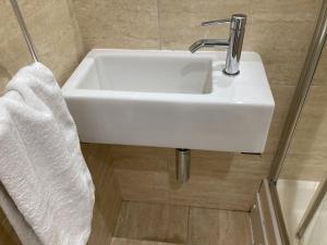 Flat 4, 10 Porthminster Terrace