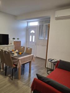 Apartment NEVA Split with free private parking space