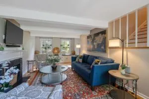 Comfy & cozy 4BR minutes to SU, Hospitals, & DT - New Woodstock