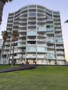 7 OH SIX on the Beach - DʼAlmeida