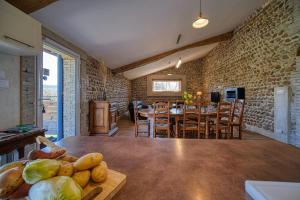 Maisons de vacances Maison Michonieres - Gite 3 etoiles - 8 personnes : photos des chambres