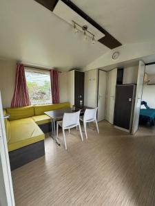 Campings Camping logement entier 3 chambres : photos des chambres