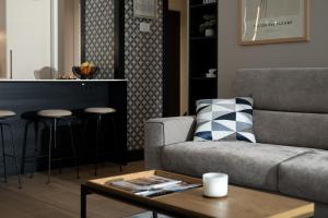 Guest Apartment by Manga