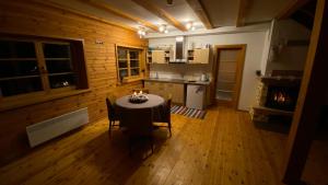 Brīvdienu māja ar pirti - PULSAA