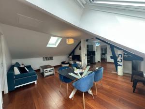 Appartements Captain YOO - Regate- Sentir les embruns vue/port : photos des chambres