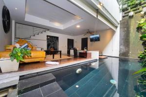 Mars Villa - 2 Bedrooms Private Pool in Kuta