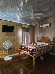 Hibiscus Cabin with AC at Freshwater Creek Cabanas - Dancing Pool