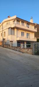 Entire Villa Elida