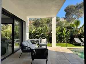 Villa with Heated Pool Near the Beach