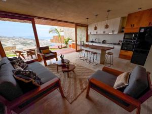 Casa Carpe Eco-Luxury Vichayito