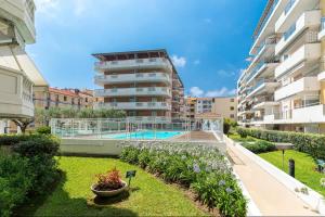 Charming studio with swimming pool