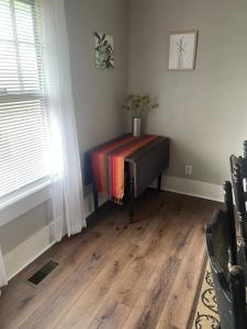 yellow house downtown