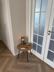 Short stay in the city center with free parking