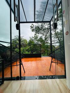 Único - Sobrado em Contêiner!