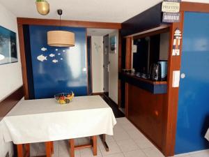 Appartement Arzon 4 - 5 PERSONNES , tout à pied, mer - port du crouesty - piscine