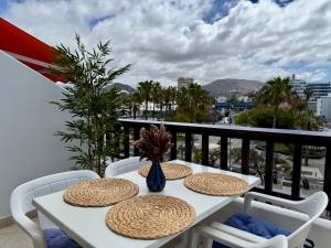 Cozy seaside apartment 323 in Parque Santiago 2