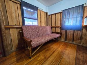 Rustic Cabin at Freshwater Creek Cabanas