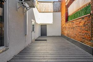 MTL Central Stay Apartments