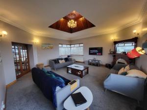 Red Brick House Rosses Point