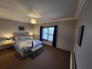 Red Brick House Rosses Point