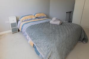 Stylish Two bedroom flat near town centre