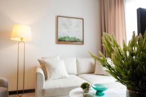 Peaceful Apartment unit at TRI-ZEN,Place