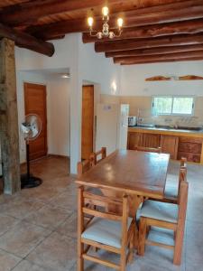 CABAÑA PRIVADA NALÚ 2, Villa Ciudad Parque a 150m Río Los Reartes