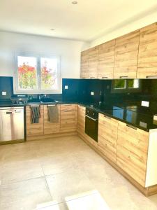 Villas Villa moderne adapte aux PMR : photos des chambres